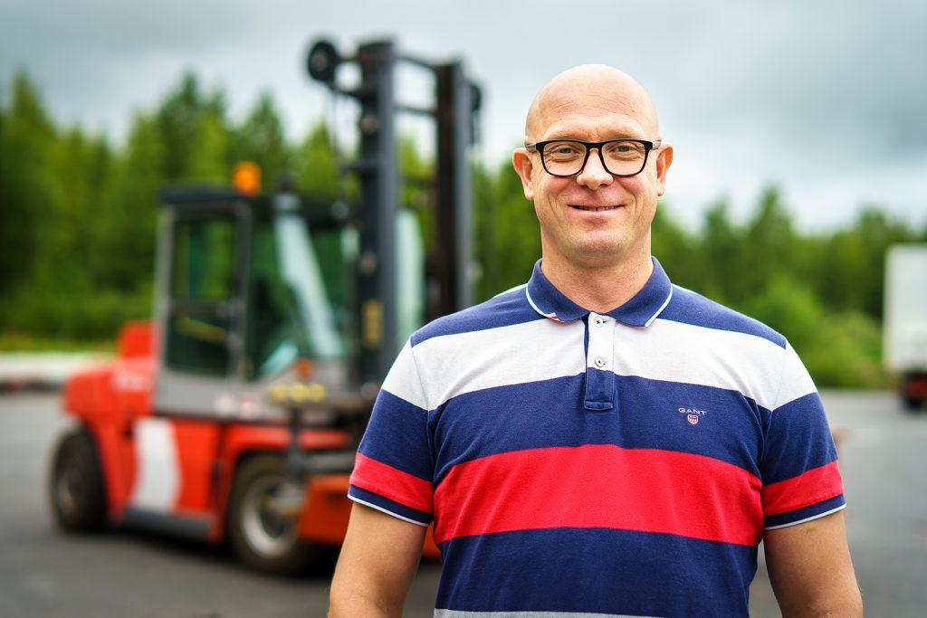 Trukki Timlin - Mäntän Pintakäsittely